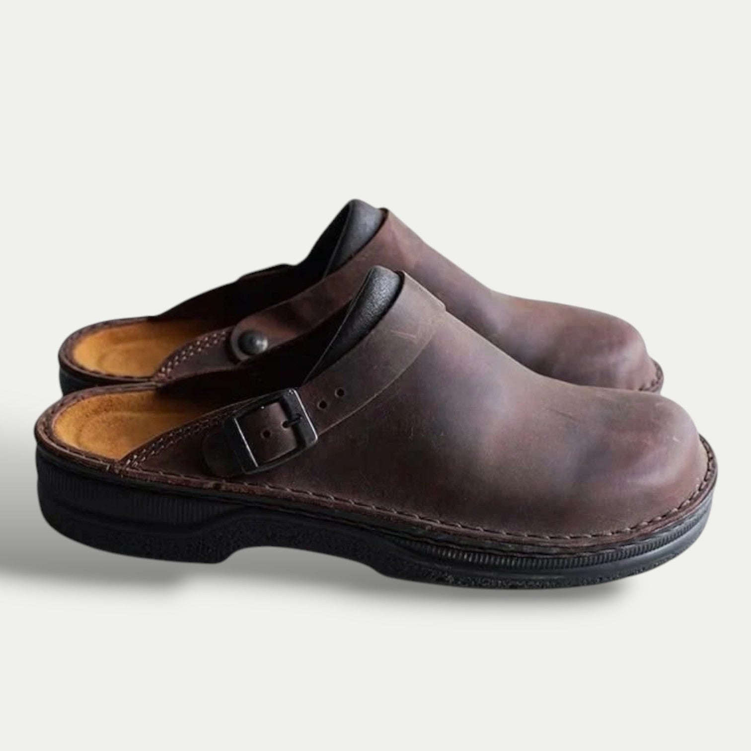 Chodaki damskie – nowoczesny design, wygodne dopasowanie 1