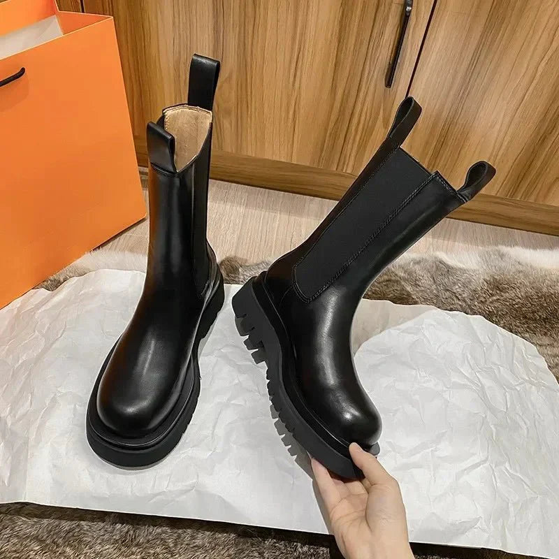 Czarne wysokie buty damskie | Botki wsuwane 3