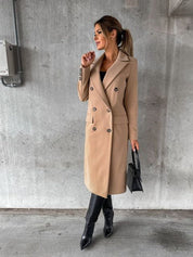 Damski dwurzędowy długi płaszcz zimowy z eleganckimi złotymi guzikami 8