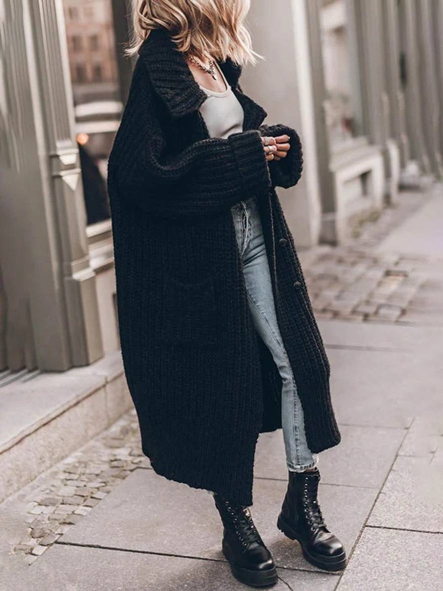 Damski sweter oversize z długim krojem i guzikami na jesień i zimę 5