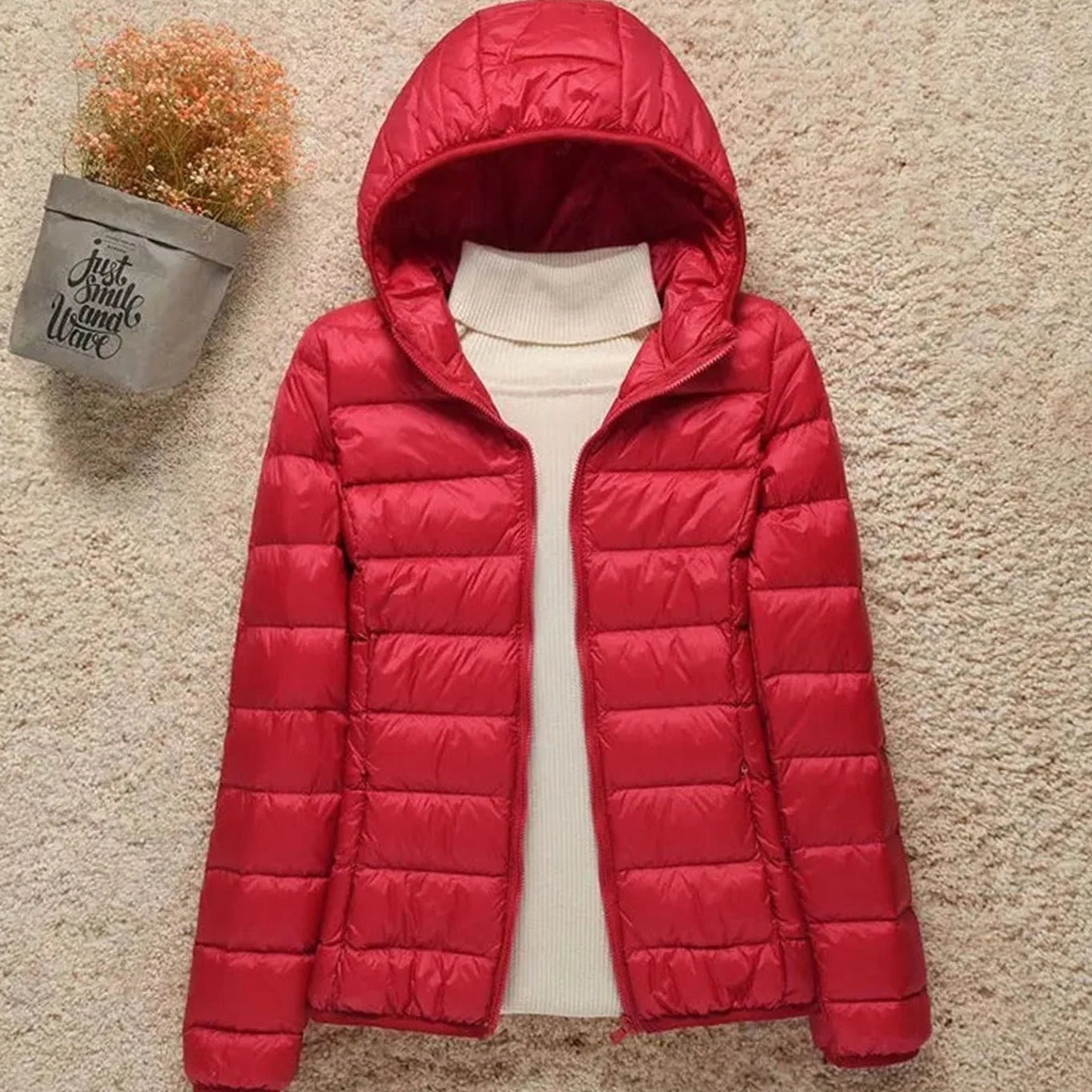 Emilia | Damen Winterjacke Ultraleichte Steppjacke mit Kapuze 6