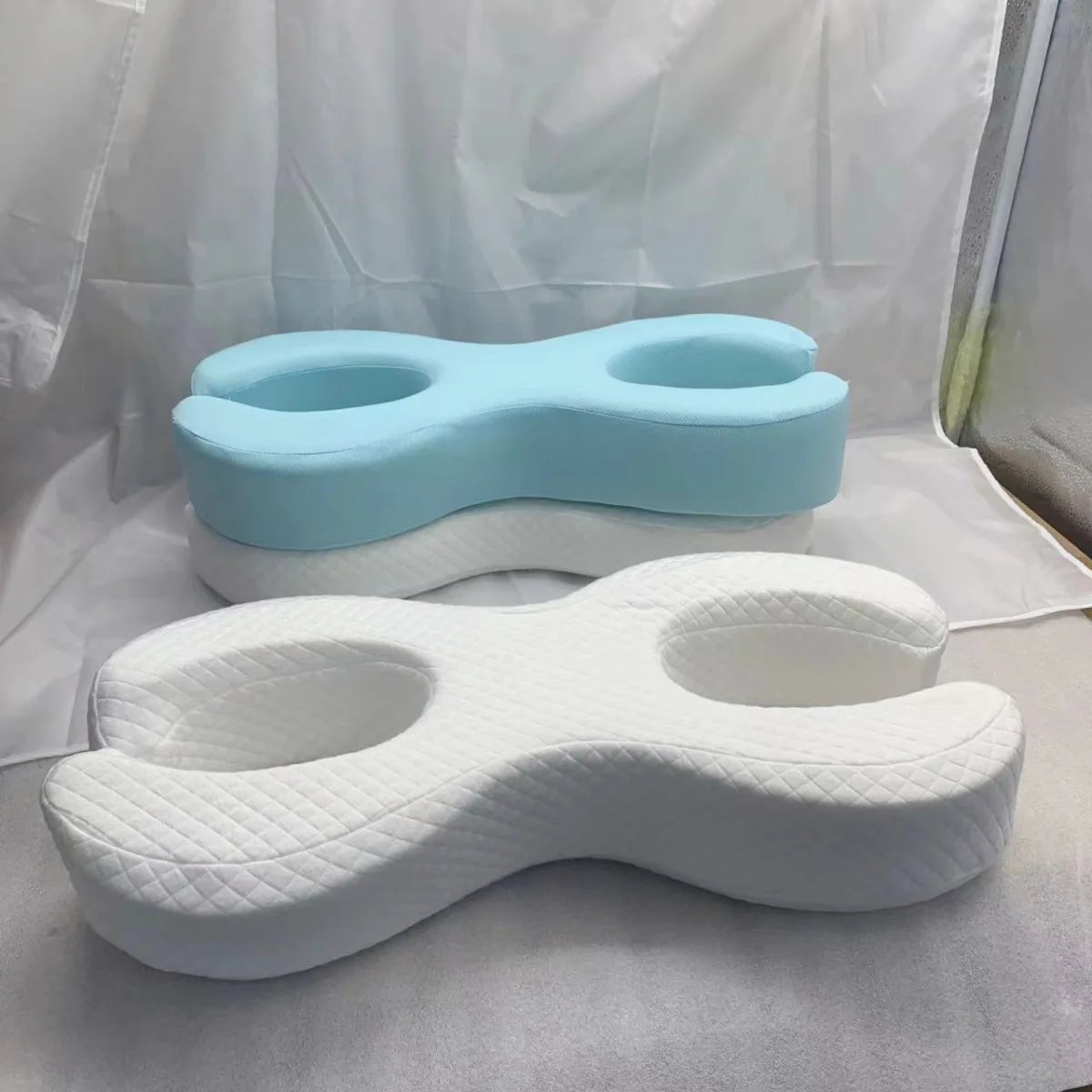 FaceAlign – komfortowa poduszka dla osób śpiących na boku i dbających o twarz 3