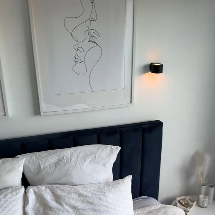 Lampa ścienna LED z możliwością ładowania 7