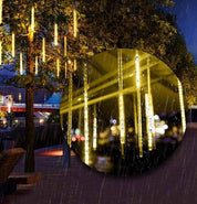 LumiDrop – Wodoodporne oświetlenie LED w kształcie deszczu meteorów do ekspozycji zewnętrznych 2