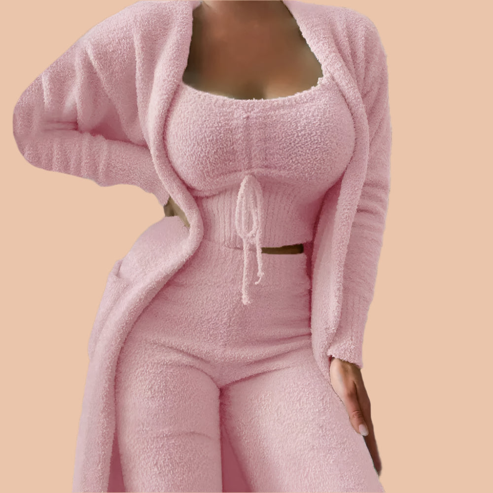 NOVA | Three Piece Lounge Set Women 1