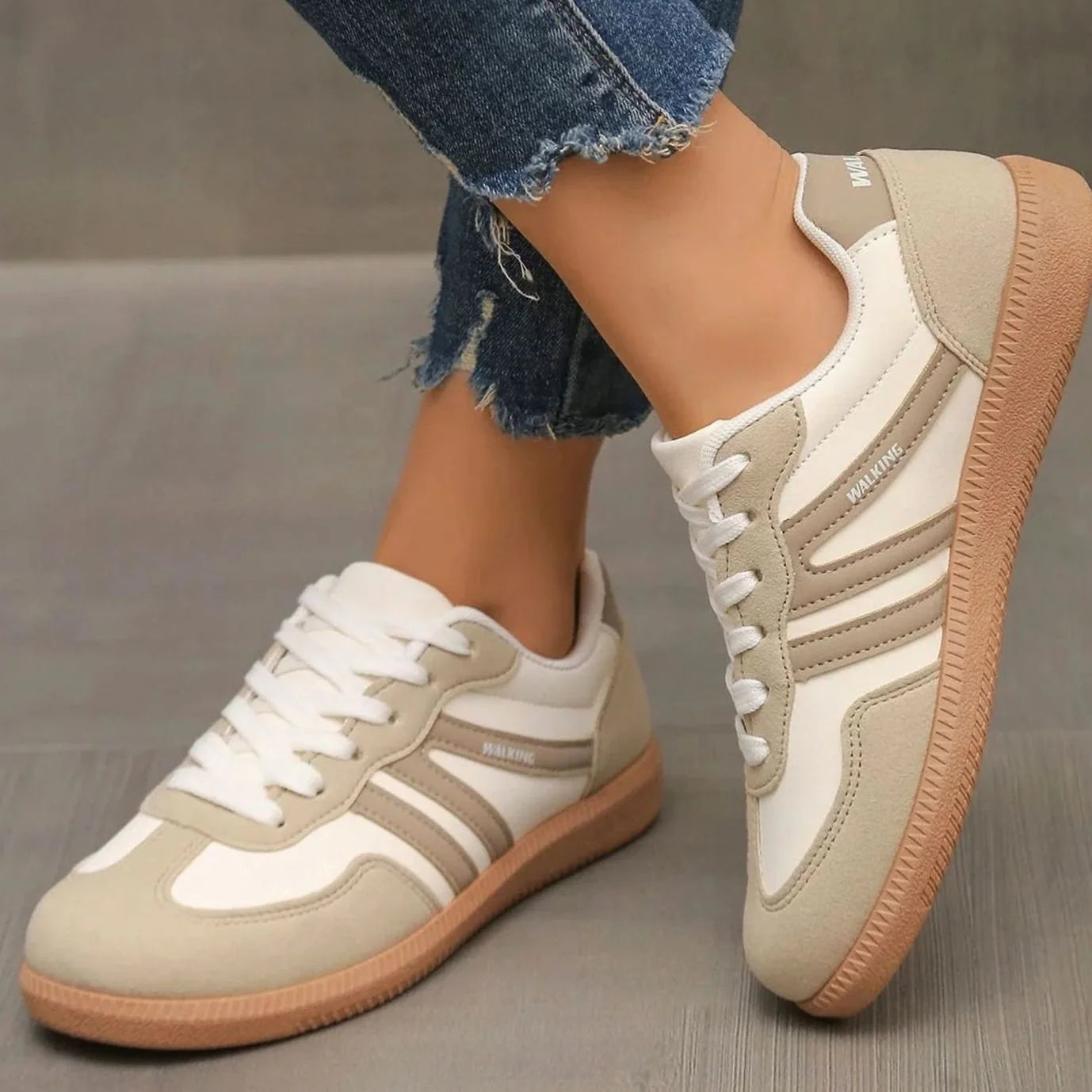 Nora | Damen Orthopädische Sneaker mit Breiter Zehenbox und Schnürung 11