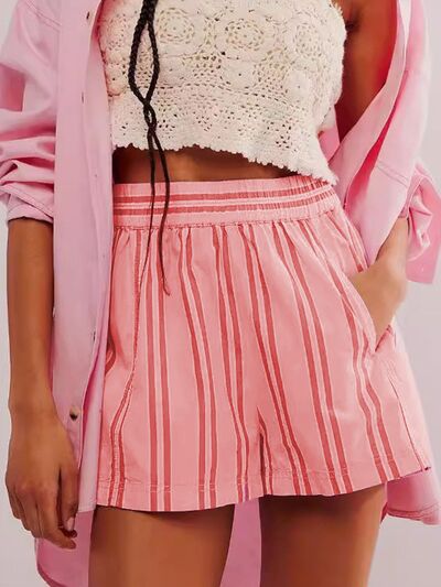 Stylowe Szorty W Paski Z Elastyczną Talią Dla Kobiet Na Lato - Wygodne I Modne Do Casualowych Stylizacji 4