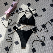 Strój Kąpielowy Damski Trójkątny Komplet Bikini z Perłowymi Łańcuszkami i Złotymi Detalami