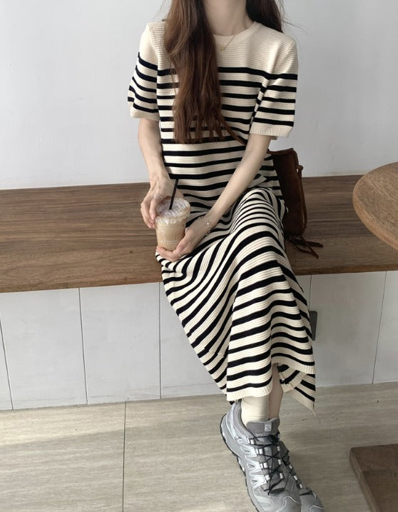 Adeline | Letnia sukienka w koszulce w paski