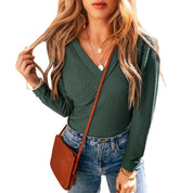 Livia | Prążkowana bluzka z kopertowym dekoltem