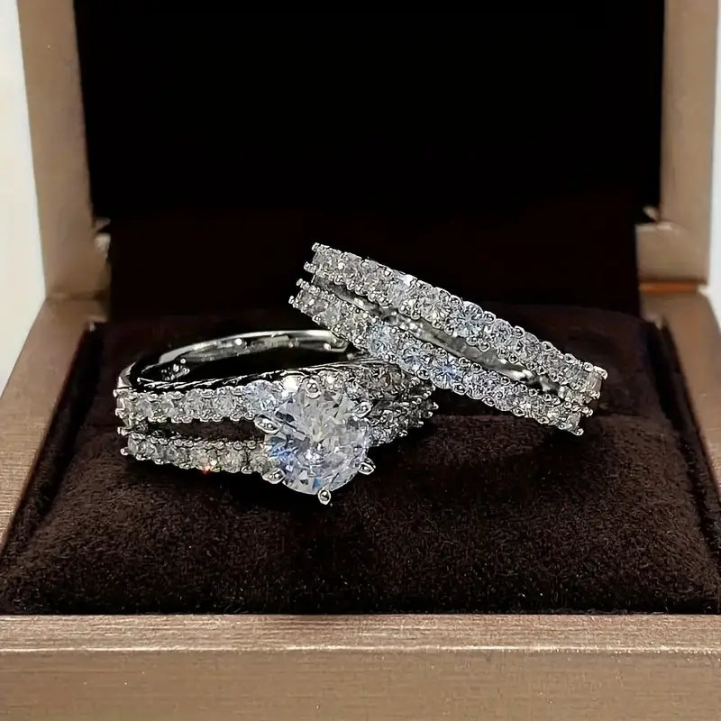 Zestaw Pierścionków z Błyszczącego Materiału – Elegancki i Wszechstronny Styl na Każdą Okazję 1