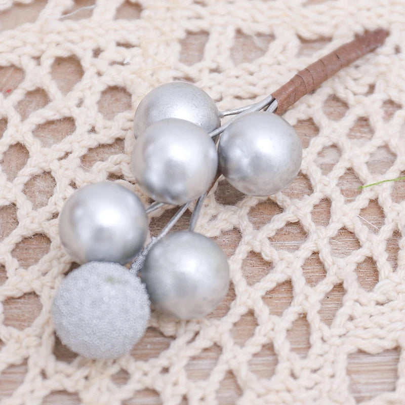 Złota Elegancja | Zestaw bukietów choinkowych do dekoracji świątecznych 7