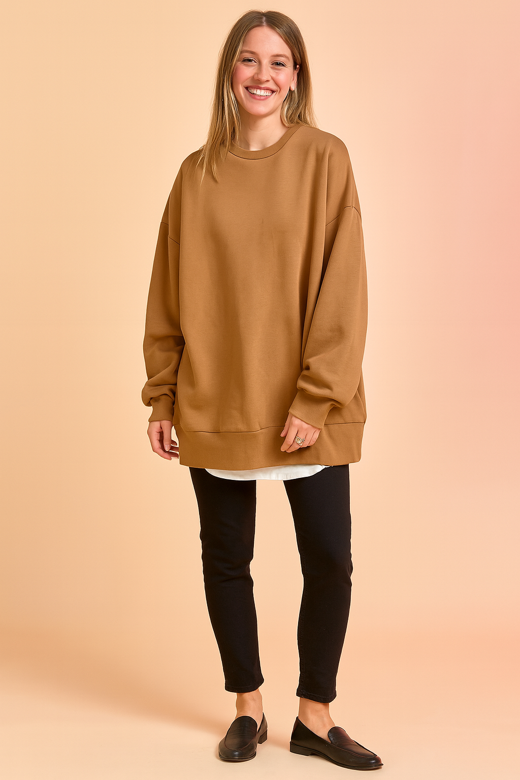 Oversized streetwear sweater with a loose fit, smooth texture, and soft finish, perfect for everyday outfits.