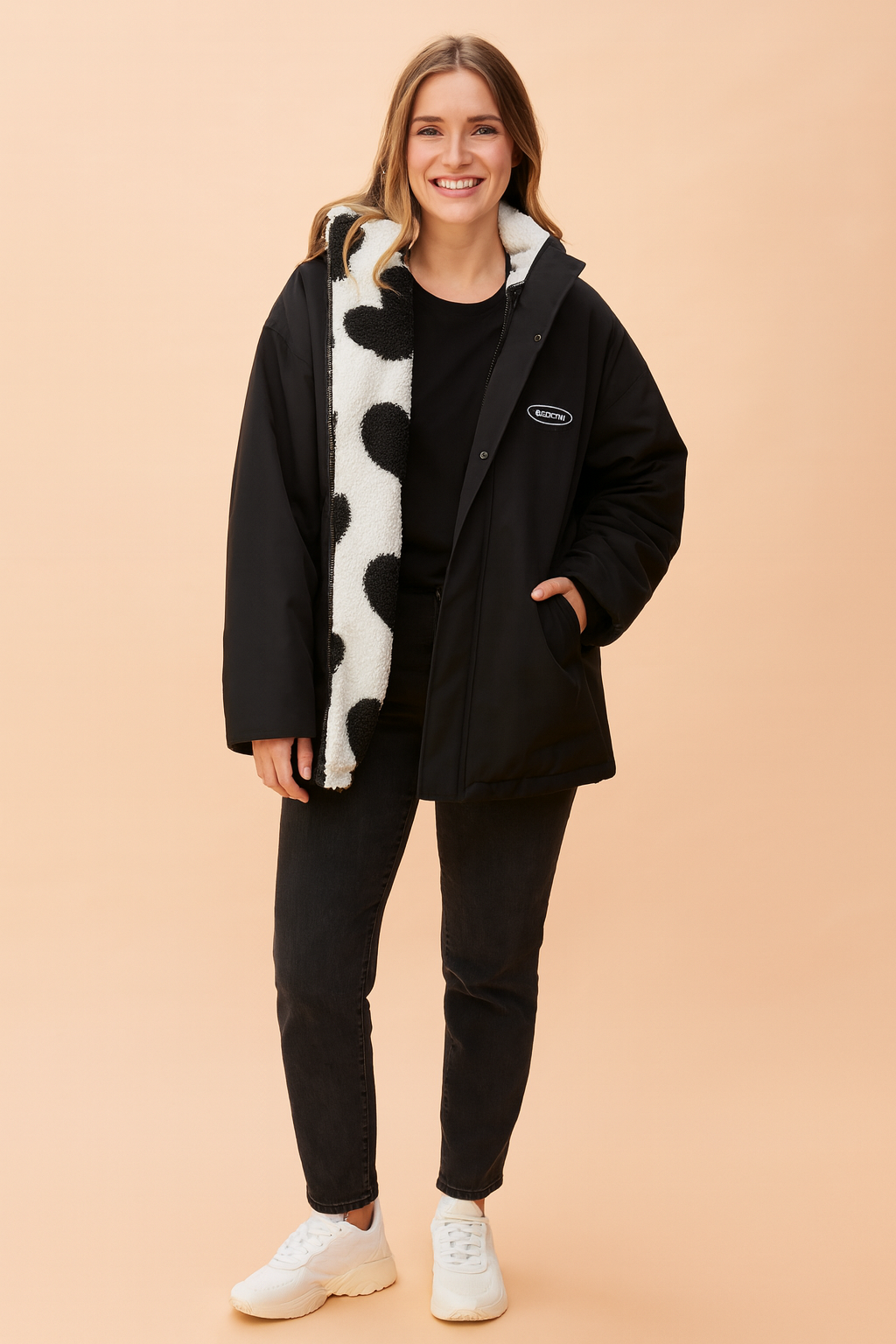 Women’s winter parka jacket with soft fleece heart-print lining, full front zipper, side pockets, and casual streetwear style for warmth and comfort.