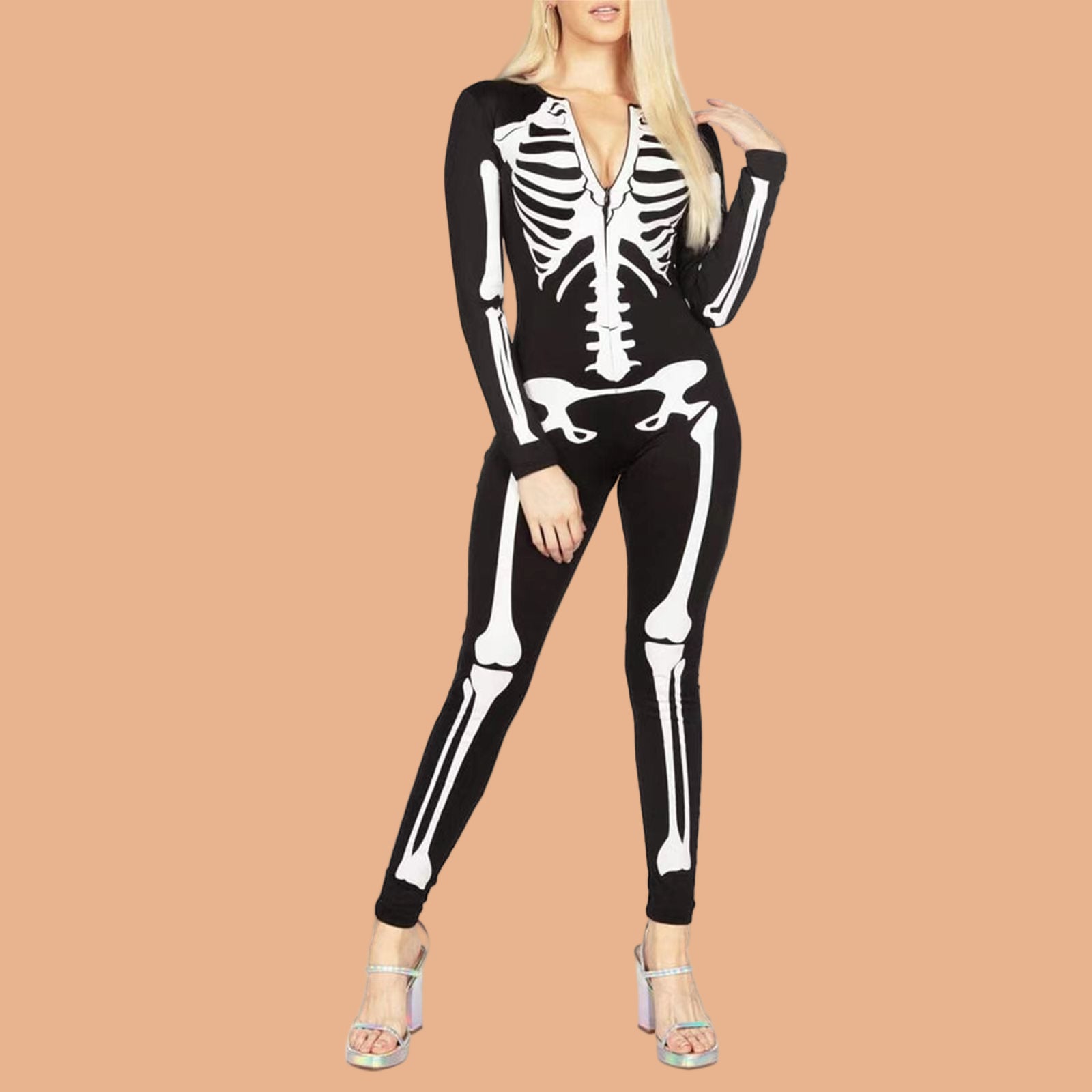 Obcisły kostium halloweenowy w formie czarnego kombinezonu z długim rękawem i nadrukiem białego szkieletu na całej sylwetce, idealny na imprezy tematyczne i przebrania.