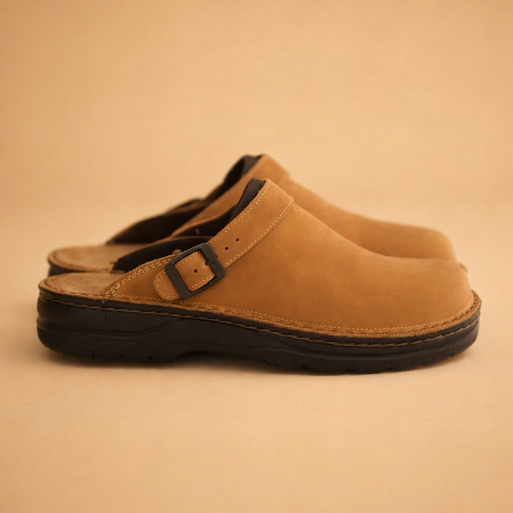 mens-comfort-clog-shoes-adjustable-strap-closed-toe1.png