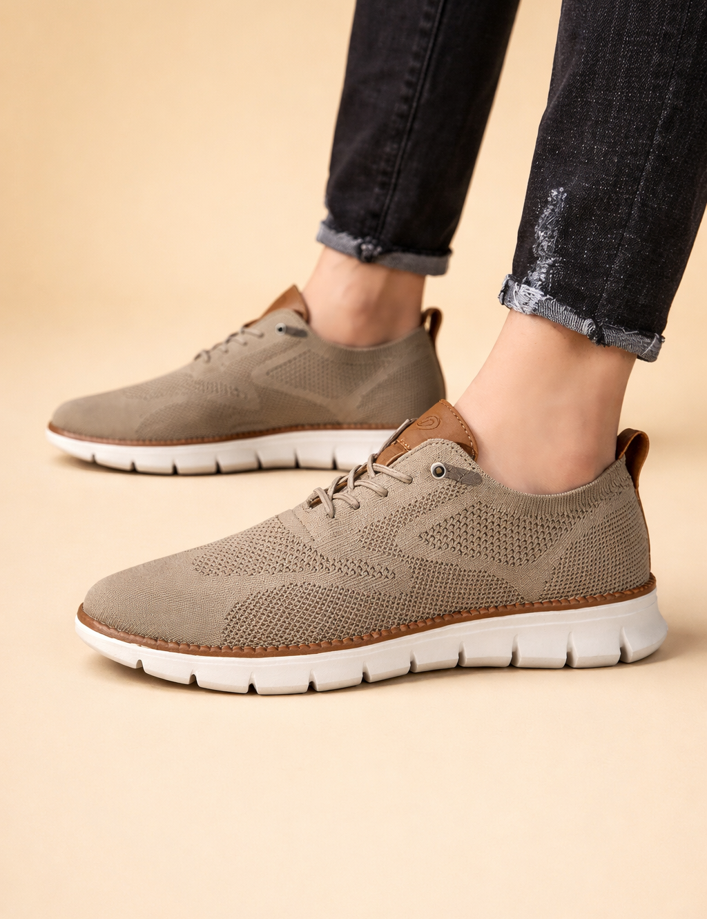 mens-lightweight-urban-comfort-shoes1.png